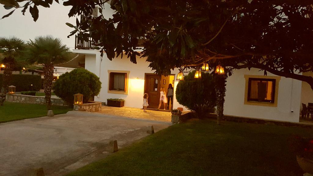Melrose Aparthotel สโกเปลอสทาวน์ ภายนอก รูปภาพ