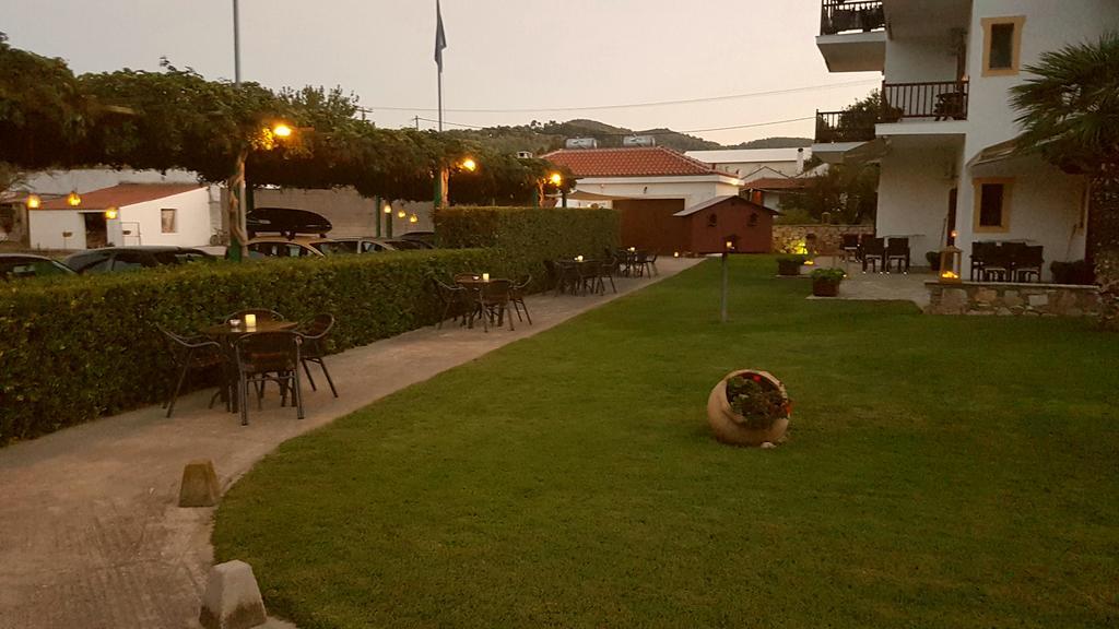 Melrose Aparthotel สโกเปลอสทาวน์ ภายนอก รูปภาพ